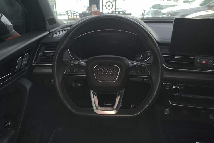 Used Audi Q5L 2024 45 TFSI Luxury Dynamic Model