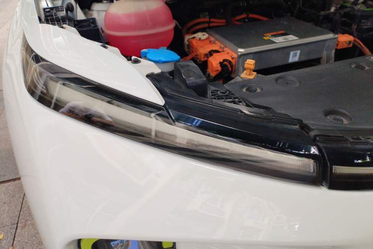 Used Geometry E Firefly 2022 401 km Linglong Tiger 4 Seats
