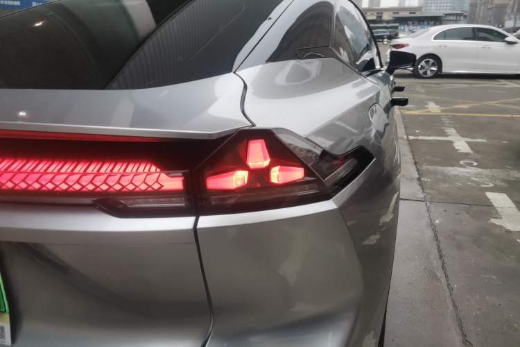 Used Deepal SL03 2023 200Max Range-Extended Version
