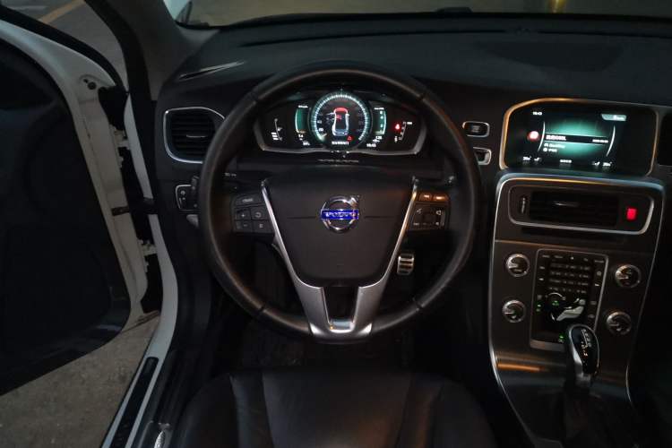 Used Volvo S60 2014 S60L T5 Intelligent Drive Edition
