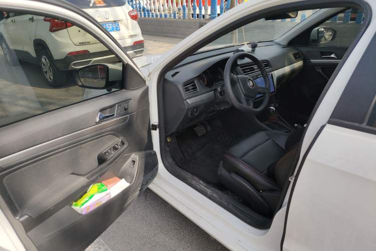 Used Volkswagen Lavida 2019 Lavida Start 1.5L Automatic Trendy Version China VI Standard