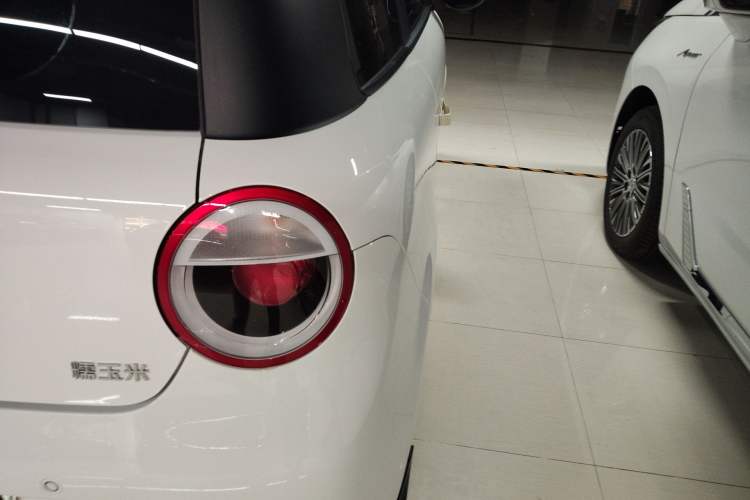 Used CHANGAN NEVO Lumin 2023 205km Xiangqin Version Right Rear Taillight