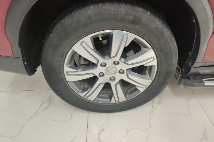 Used GAC Trumpchi GS7 2017 320T Two-Wheel-Drive Luxury Smart Connectivity Model
