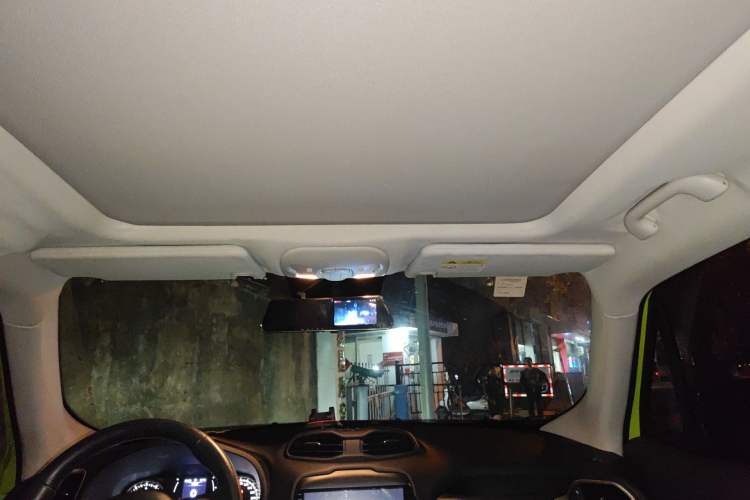 Used Jeep Renegade 2017 180T Automatic High-Energy Version
