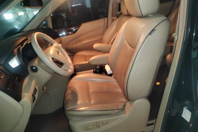 Used Nissan Quest 2012 3.5L SL
