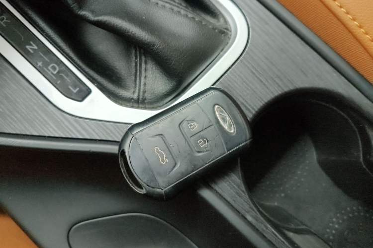 Used Chery Tiggo 7 2016 2.0L CVT YAOZHEN Edition
