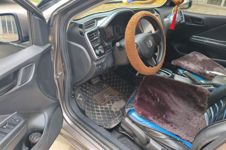 Used Honda Gienia 2017 1.5L CVT Comfort Version
