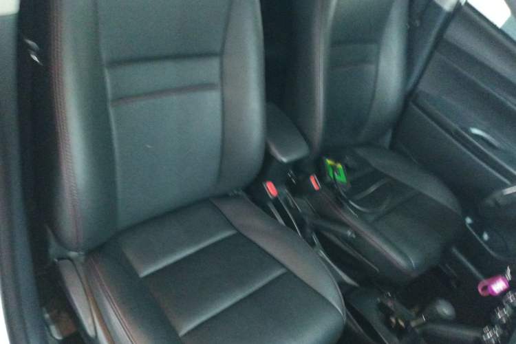 Used Toyota YARiS L Zhi Xuan 2019 1.5E CVT Dynamic Edition China VI compliant
