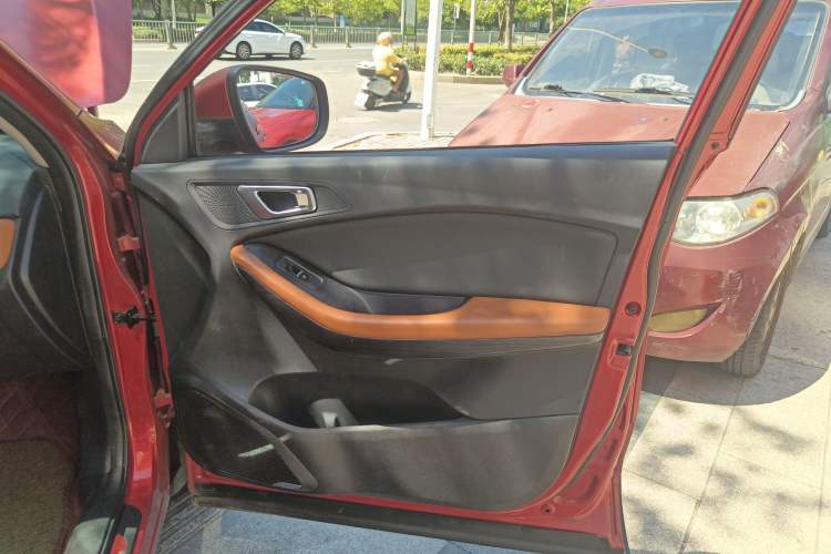 Used Chery Tiggo 7 2016 2.0L CVT YAOZHEN Edition