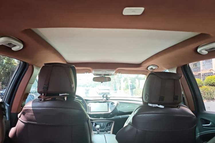 Used Buick Envision 2018 28T Four-Wheel Drive Elite Version Headliner