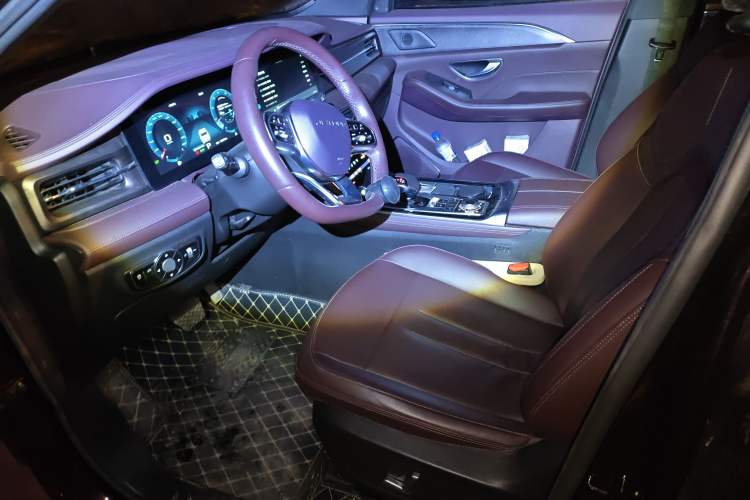 Used JETOUR X90 2022 Zilong 2.0T DCT Tiger威 Edition 7 Seats
