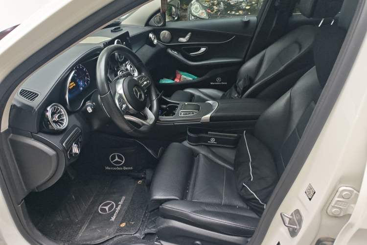 Used Mercedes-Benz C-Class 2021 C 200 L Fashion Edition Sport Version Left Front Seat