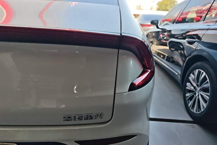 Used Wuling Xingguang 2024 Co-Creation Edition 510 Advanced Model