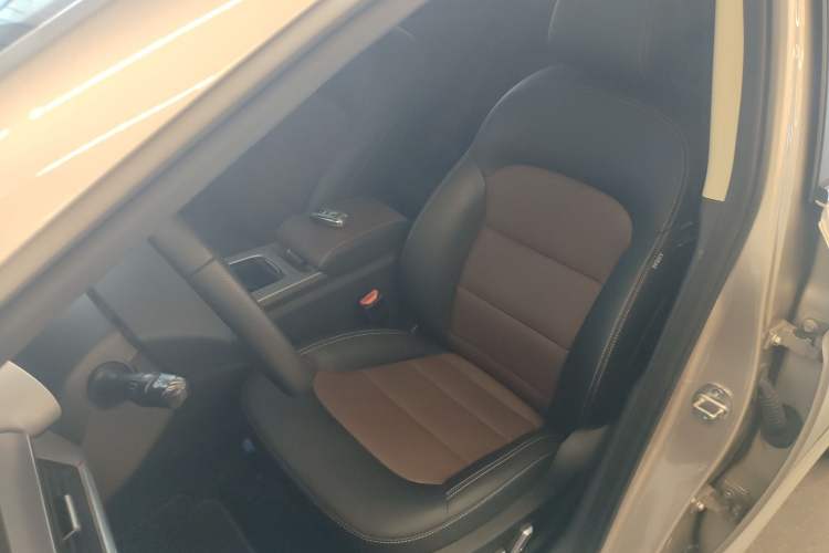 Used Geely Auto Emgrand GL 2018 1.4T DCT Prestige Smart Connectivity Version