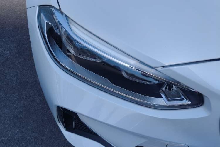 Used BMW 1 Series 2023 120i M Sport Night Edition Right Front Headlight