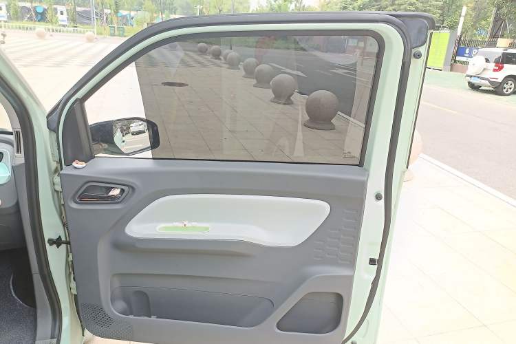 Used Wuling Hongguang MINIEV 2021 Macaron Fashion Model Lithium Iron Phosphate