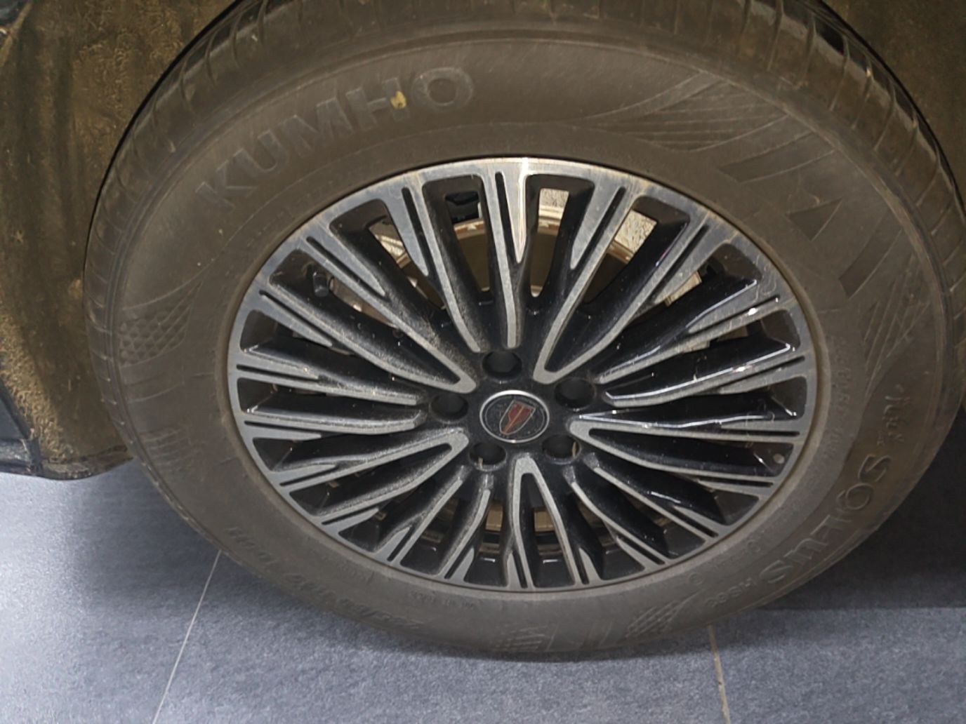 Hongqi HQ9 PHEV 2026 Model 2.0T Four-Wheel Drive Prestige Edition — снимка 11