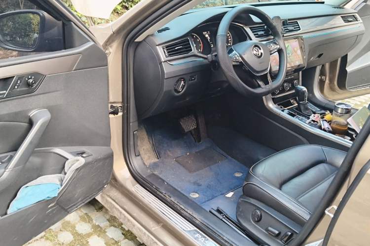 Used Volkswagen Passat 2017 330TSI DSG Luxury Edition
