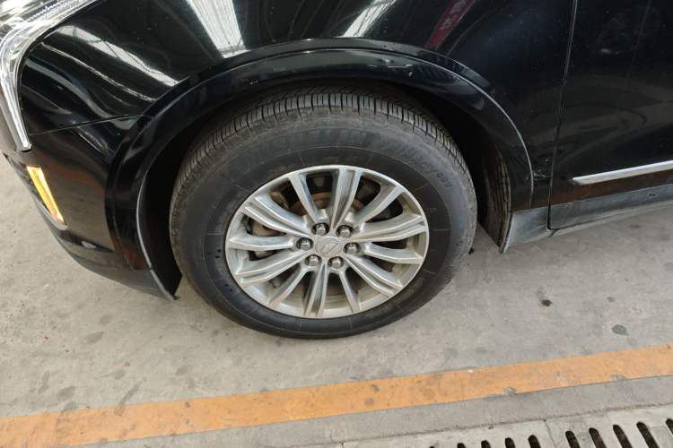 Used Cadillac XT5 2018 25T Luxury Model