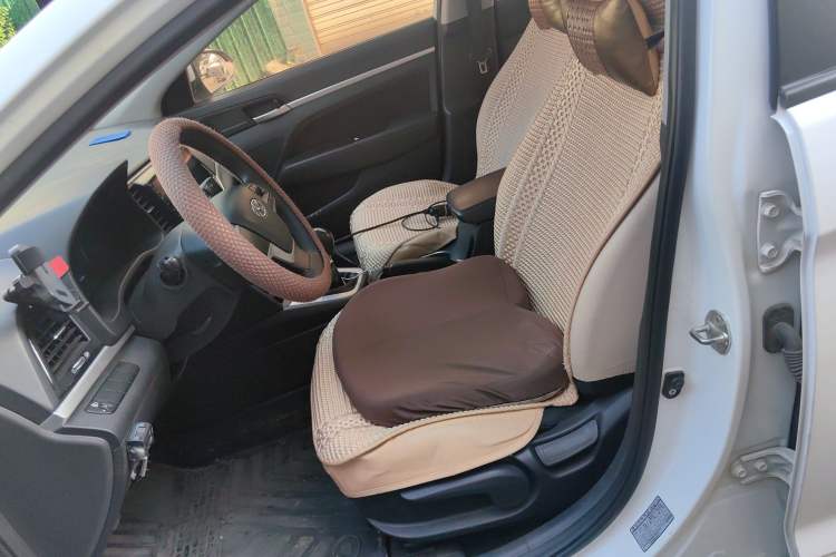 Used Hyundai Elantra (6th Generation / Lingdong) 2016 1.6L Manual ZhiXuan·Youth Edition Left Front Seat