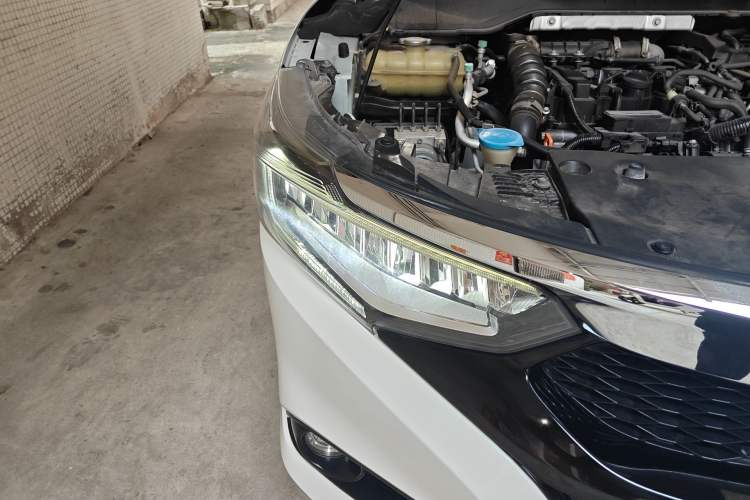 Used Honda Crider 2019 180 Turbo CVT Leading Edition China VI Right Front Headlight