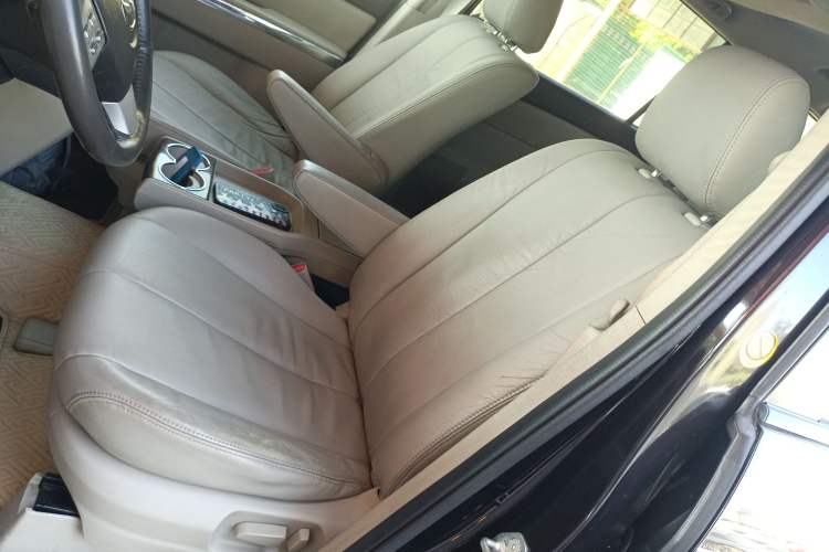 Used Mazda Mazda 8 2013 2.5L Ultimate Edition
