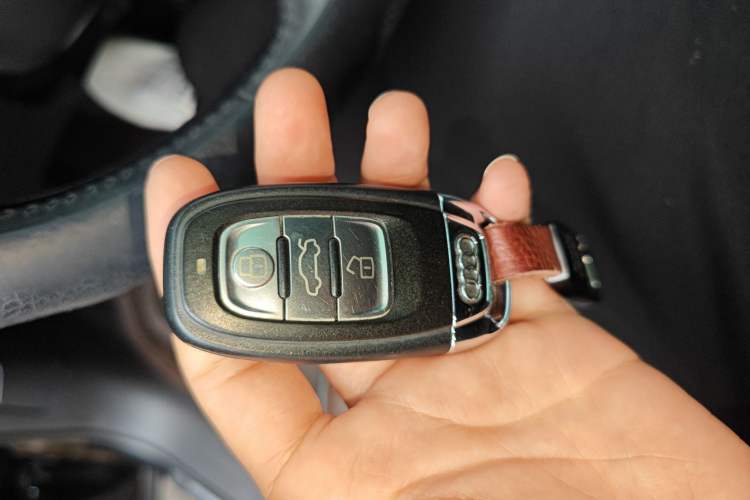 Used Audi Q5 2017 Plus 40 TFSI Ambition Model