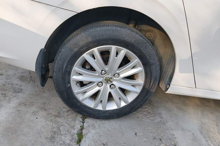 Used Peugeot 301 2017 1.6L Automatic Comfort Edition