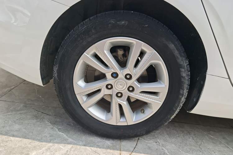 Used Changan Eado 2019 High-Energy Edition 1.6L GDI Manual Pioneer Model China VI Standard
