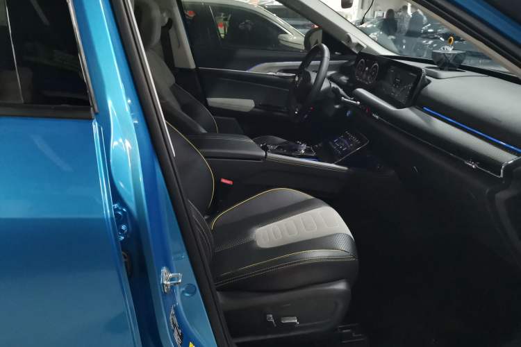 Used Bestune E01 2020 Spatial Curvature Type Right Front Seat