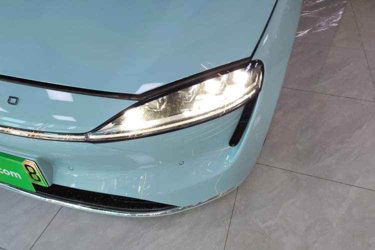 Used Hima Luxeed S7 2025 785 km Ultra
