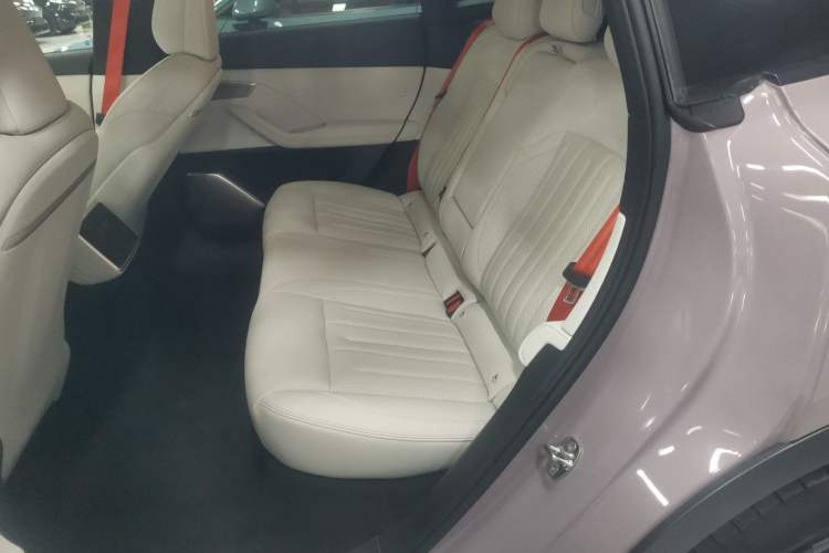 Used ONVO L60 2024 60 kWh Rear-Drive Version
