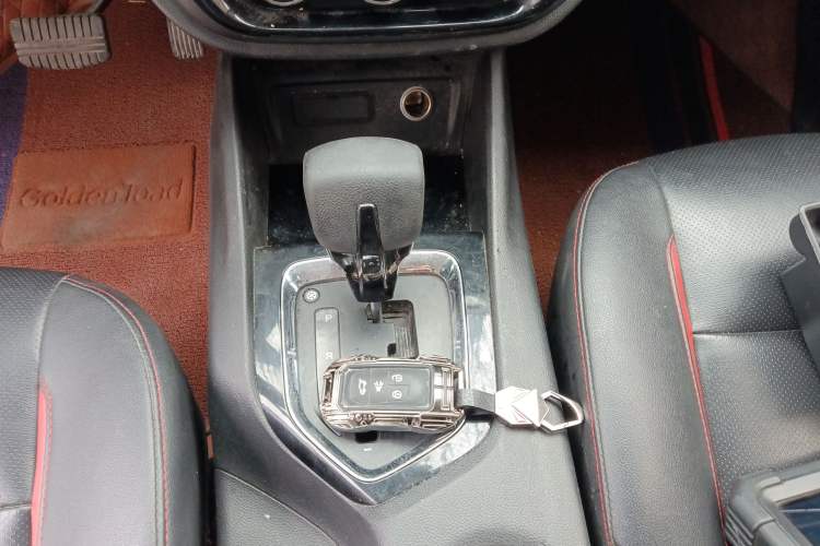 Used Soueast DX3 2016 1.5T CVT Prestige Edition
