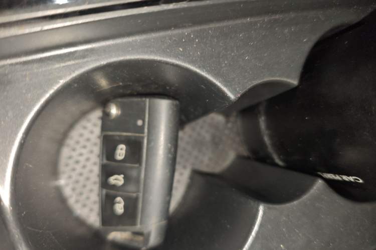 Used Skoda Superb 2016 TSI330 DSG Smart Drive Edition Vehicle Key