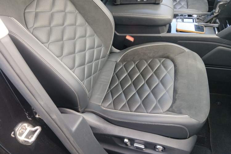 Used Volkswagen Teramont X 2020 330TSI Two-Wheel-Drive Prestige Luxury Edition
