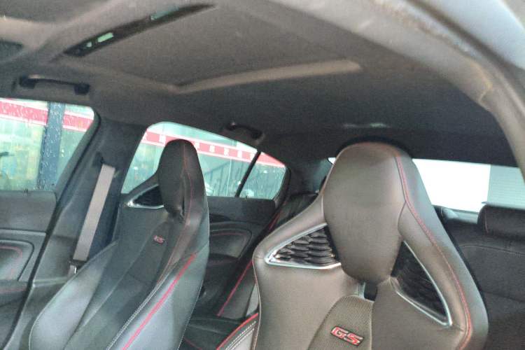 Used Buick Regal 2020 GS 28T Prestige Model