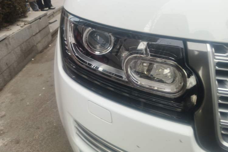 Used Land Rover Range Rover 2016 3.0 SC V6 Vogue SE Long-Wheelbase Edition
