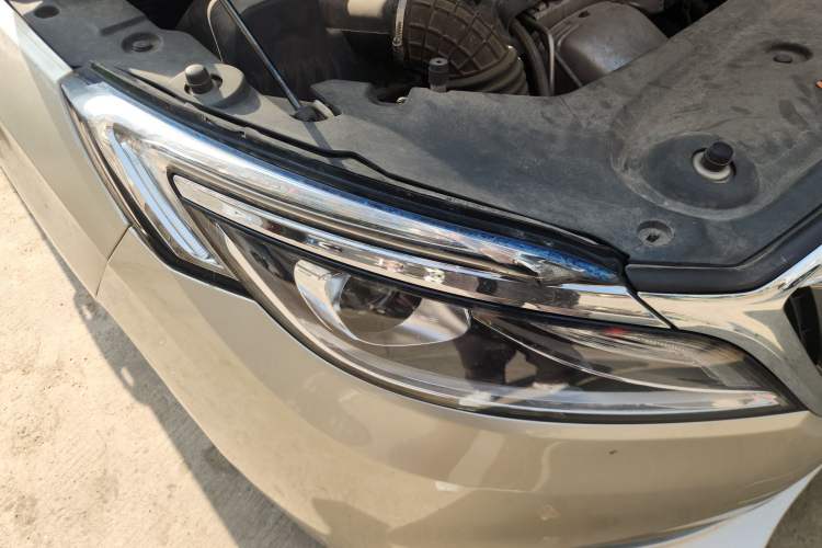 Used Buick GL8 2017 ES 28T Comfort Model China V Standard
