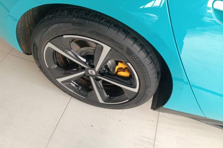 Used Xiaomi Auto SU7 2024 Four-Wheel Drive Ultra-Long Range Advanced Intelligent Driving Max Edition Exterior 5