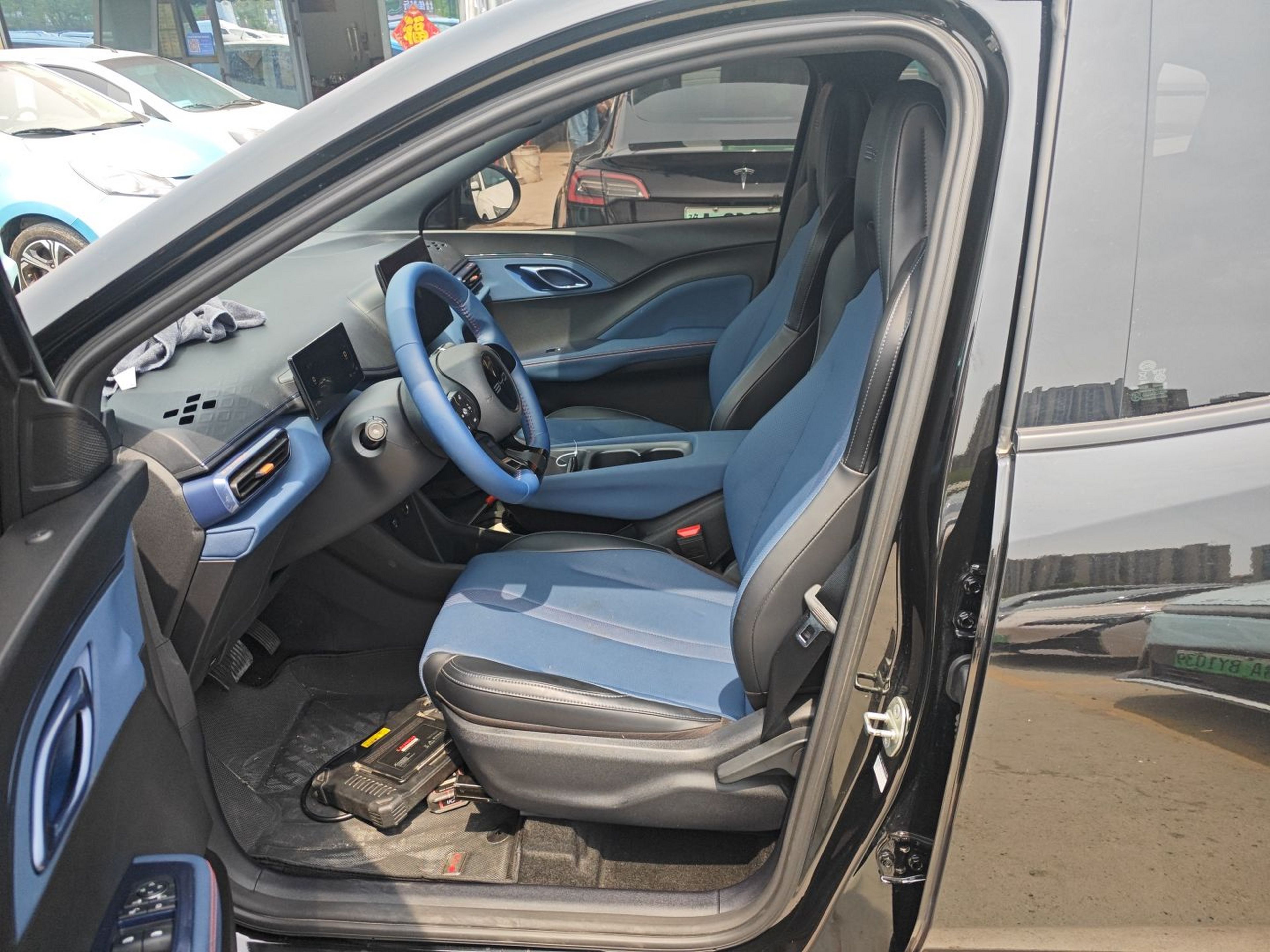 Переднее сиденье в автомобиле