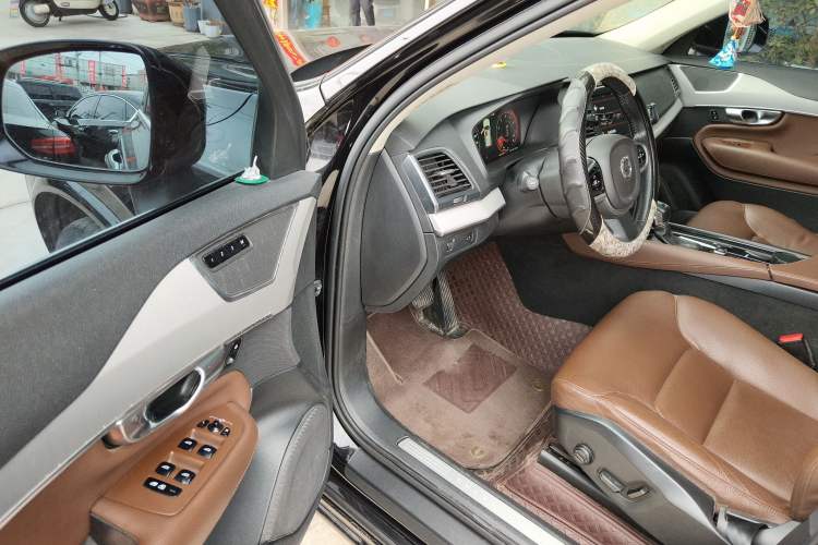 Used Volvo XC90 2020 T5 SmartDrive Luxury 7-Seater
