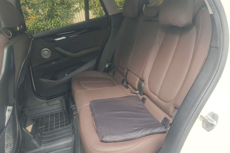 Used BMW X1 2021 sDrive20Li Fashion Model Left Rear Seat