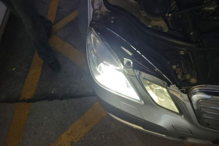 Used Mercedes-Benz E-Class 2011 E 200 L CGI Elegant Model
