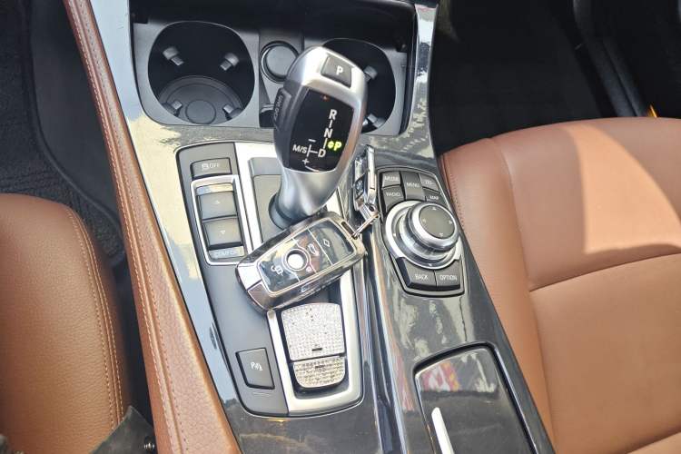 Used BMW 5 Series 2014 520Li Elegant Model