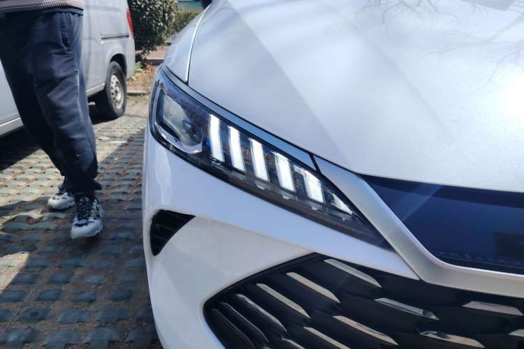 Used BYD Qin PLUS 2025 DM-i Smart Drive 55KM Leading Model
