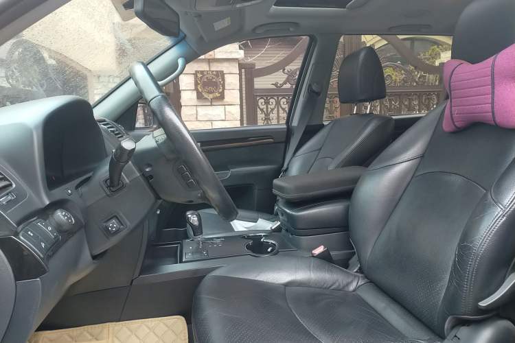 Used Kia Borrego 2008 3.8L Luxury Edition China IV Left Front Seat