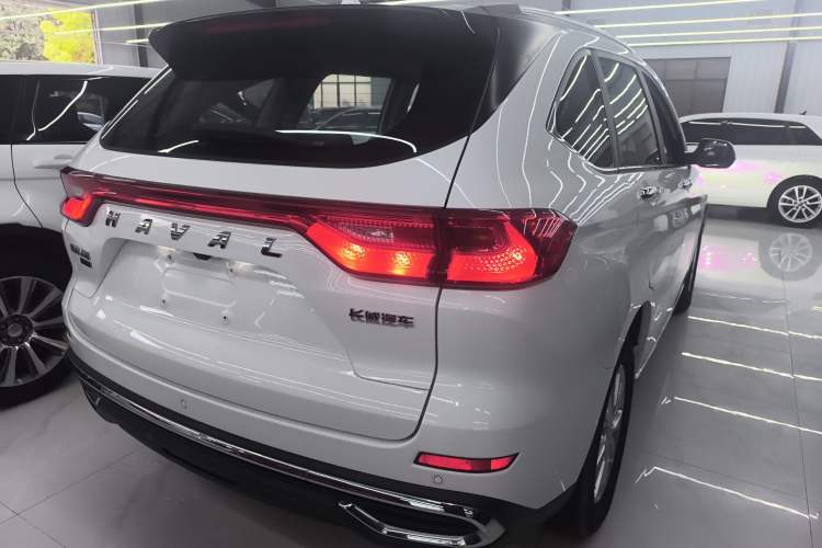 Used Haval M6 2021 PLUS 1.5T DCT Luxury Smart Connectivity Model Rear Right 45 Deg