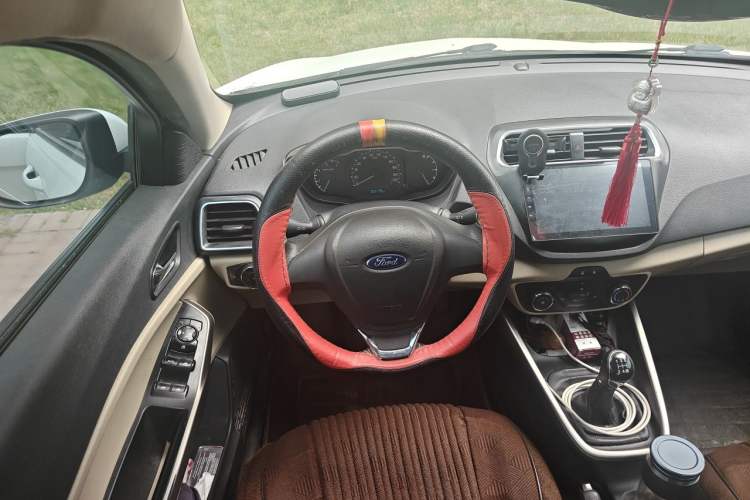 Used Ford Escort 2017 1.5L Manual Comfort Model
