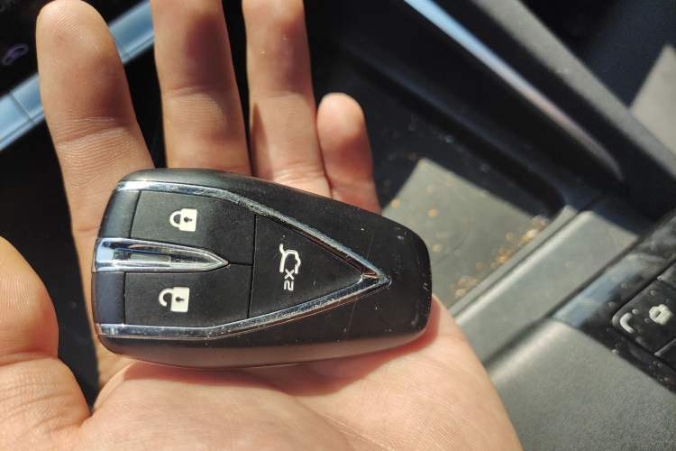 Used Changan UNI-T 2022 2.0T Prestige Version
