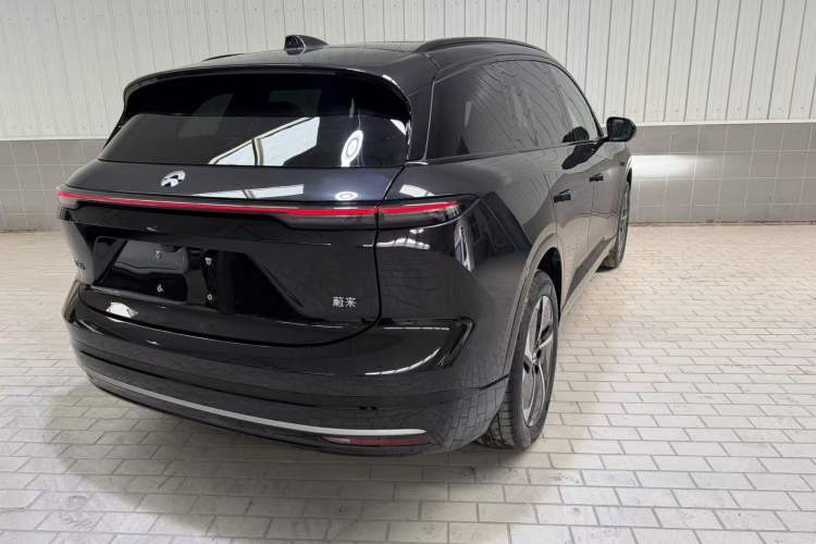 Used Nio EC6 2025 75 kWh Rear Right 45 Deg